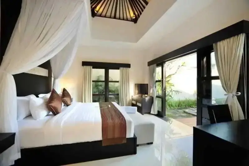 Кута: Grand Hardys Villas Hotel and Spa Seminyak