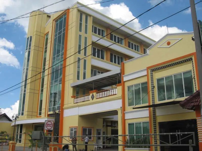 Блора: Top Star Hotel