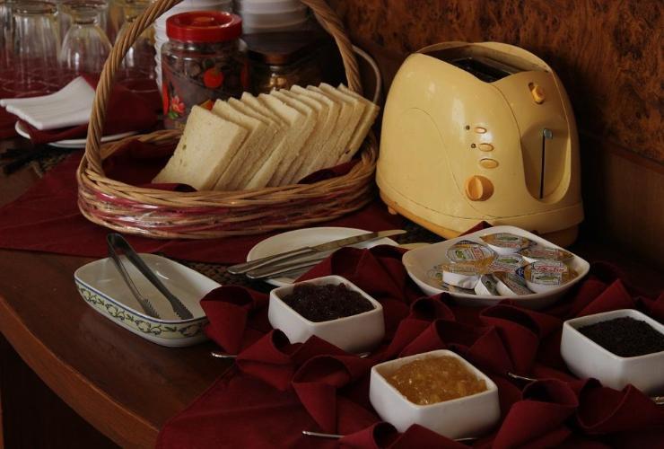 Лубуклингау: Hotel Abadi Lubuk Linggau by Tritama Hospitality