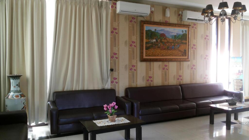 Паре-Паре: Hotel Fortuna
