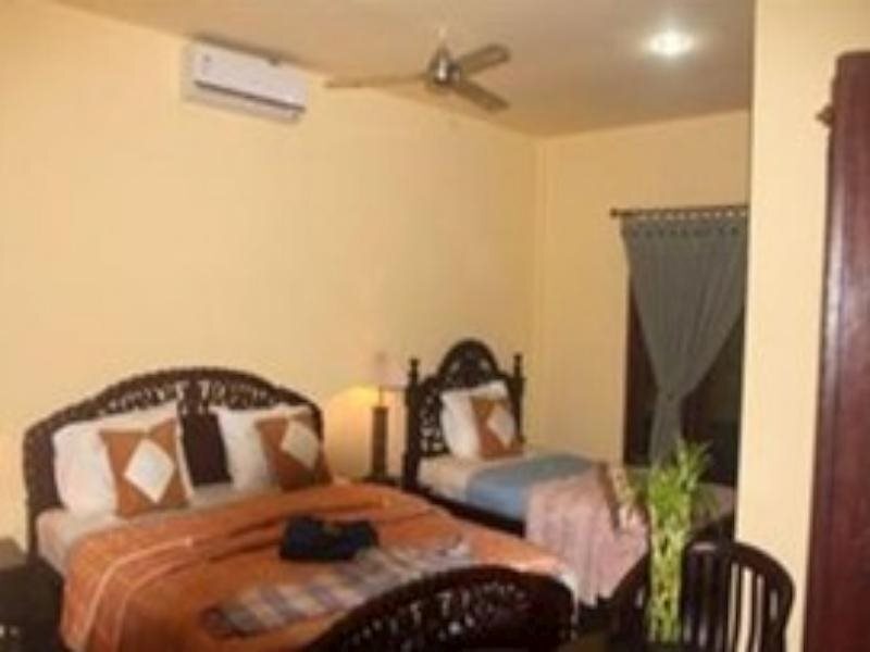 Паре-Паре: Gracia Inn