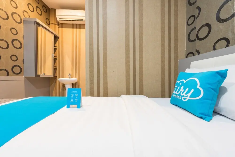 Палу: Airy Tatura Emmy Saelan 33 Palu