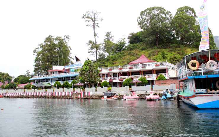 Медан: Darma Agung Beach Parapat