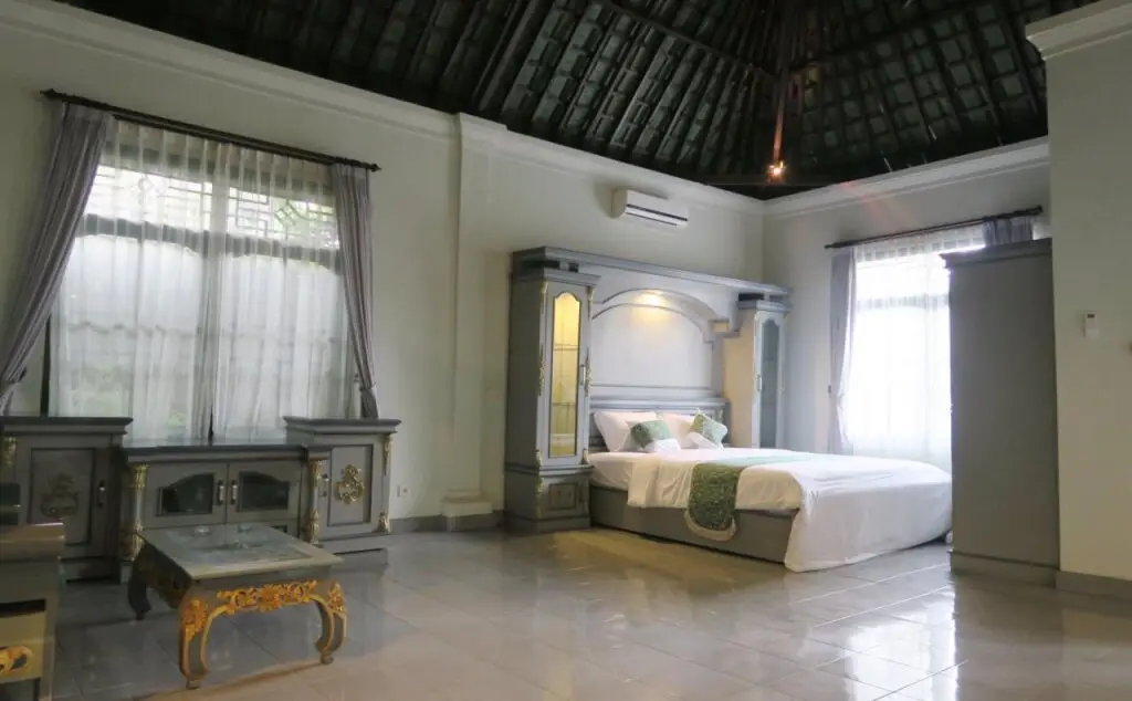 Убуд: Puri Partha Ubud