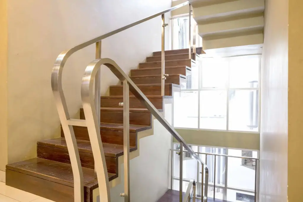 Джакарта: Airy Blok M Sampit