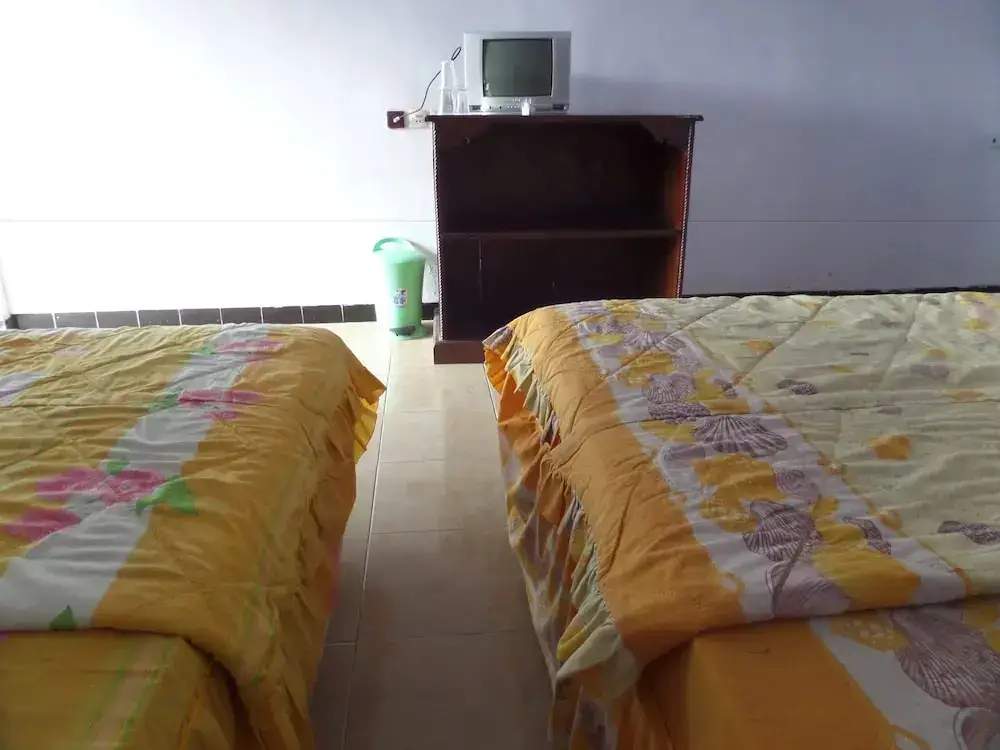 Надисари: Nadia Hotel