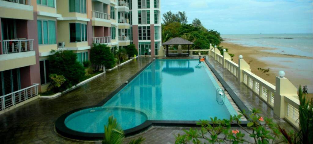 Баликпапан: Ruby Tower Condotel Balikpapan