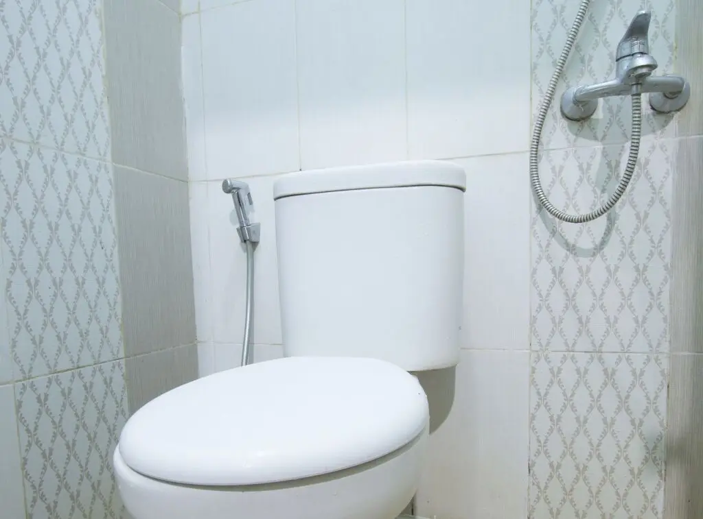 Джокьякарта: RedDoorz near Plaza Ambarukmo