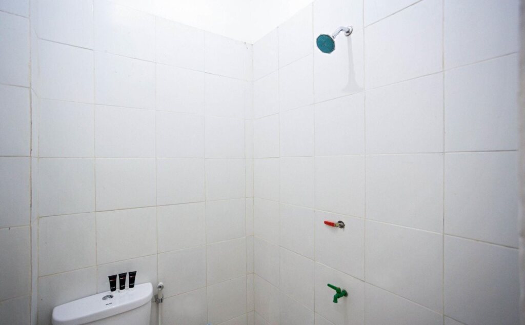 Джакарта: RedDoorz Plus near Halim Perdanakusuma 2