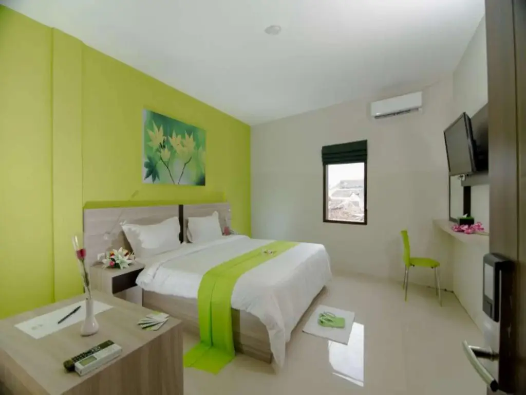 Сукабуми: Fresh Hotel