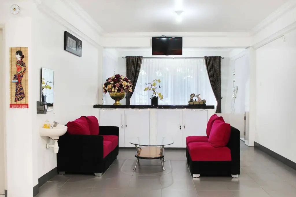 Матарам: Airy Mataram Pariwisata Lombok