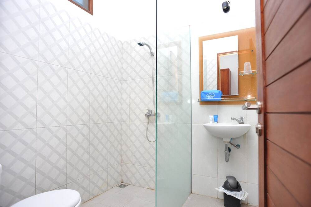 Кута: Airy Kuta Bakung Sari Gang Biduri 6 Bali