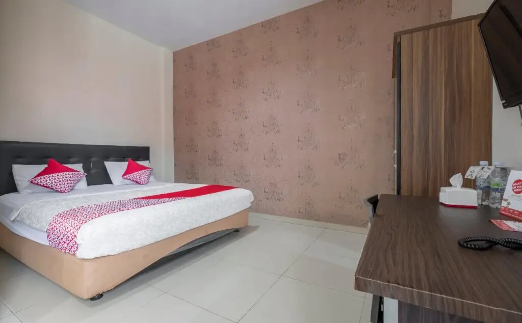 Макассар: Hotel O Makassar near Pantai Losari formerly Hotel Astra Novilia