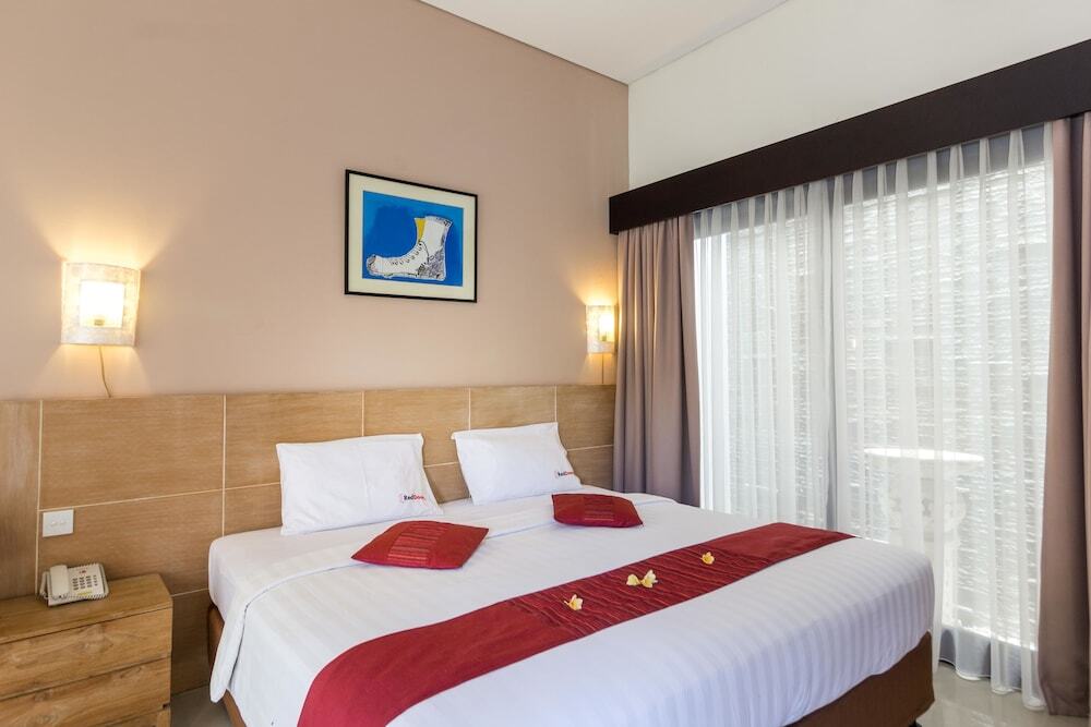 Кута: RedDoorz @ Nakula Seminyak 2