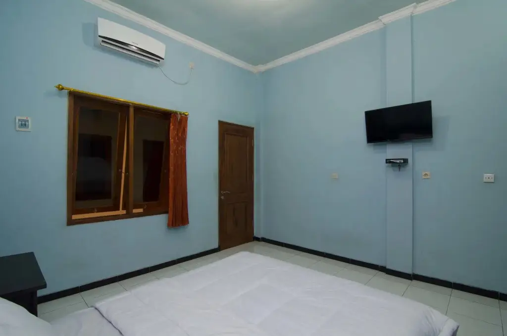 Сурабая: RedDoorz Near Ciputra World 2