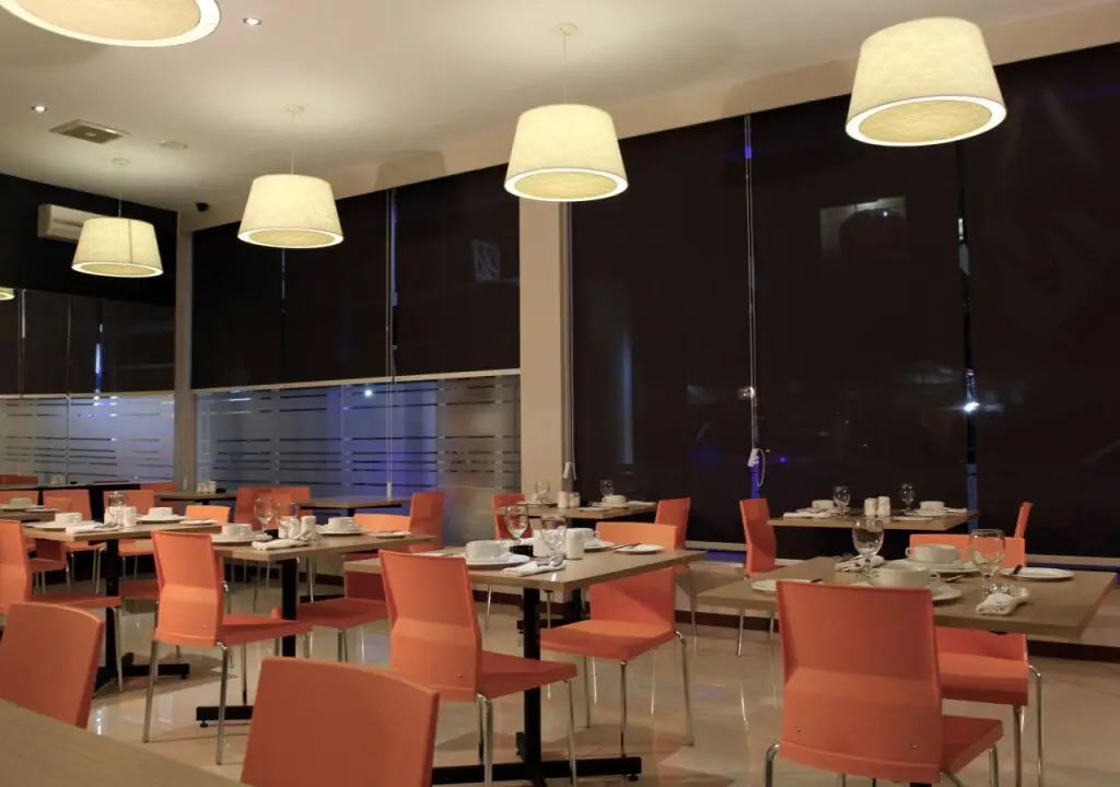 Падангсидемпуан: Mega Permata Hotel