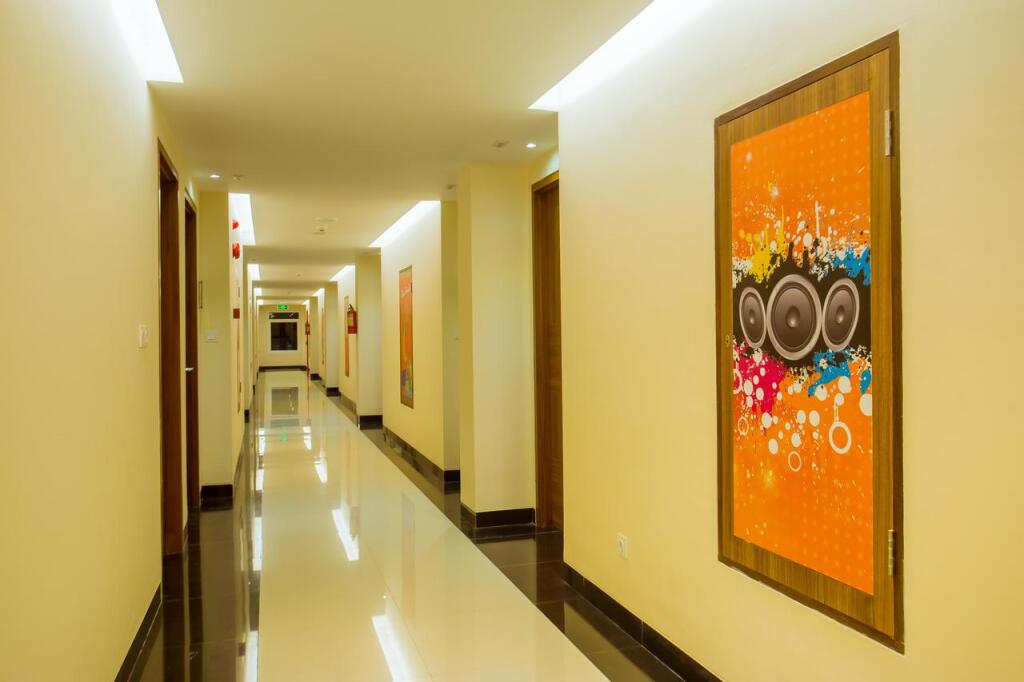 Пурводади: Front One Hotel Purwodadi