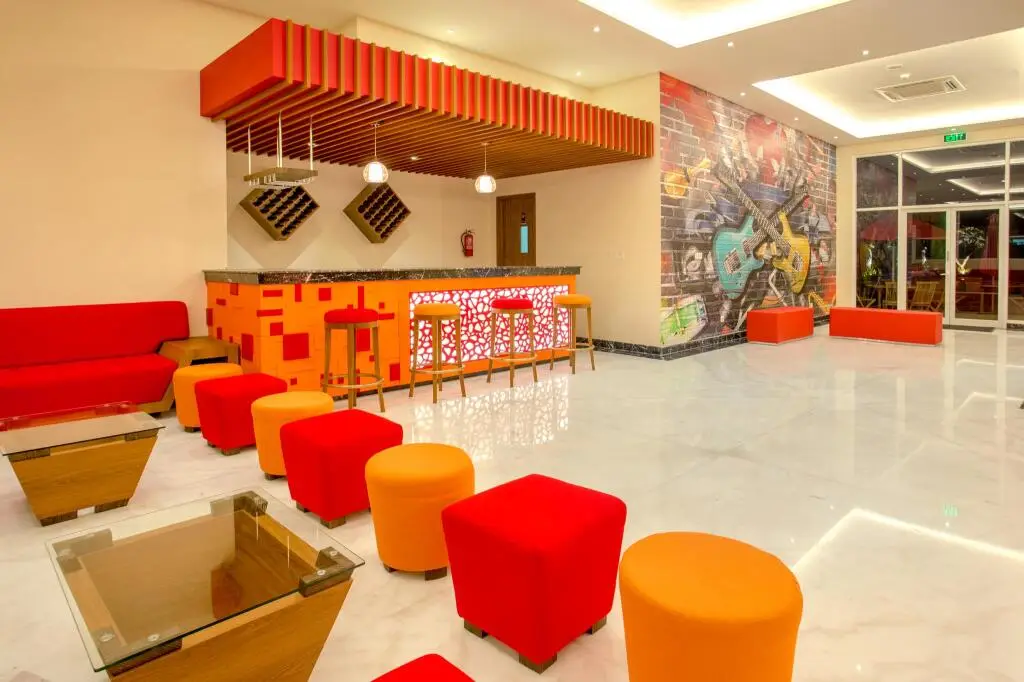 Пурводади: Front One Hotel Purwodadi