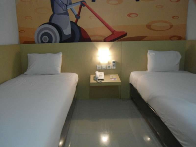 Макассар: Robotel Hotel Makassar
