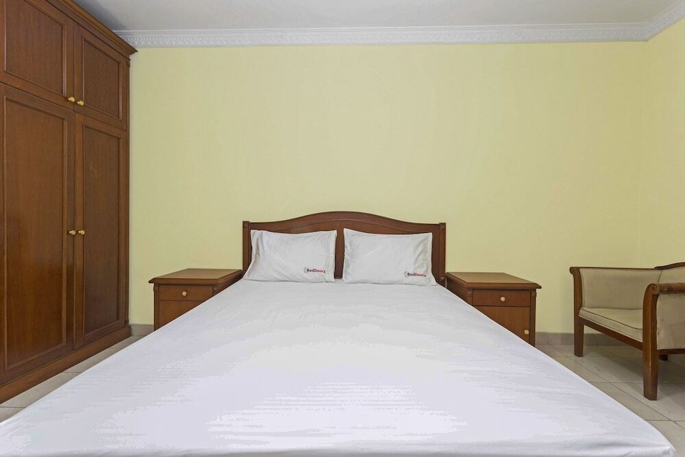 Джакарта: RedDoorz near Ciputra World Kuningan