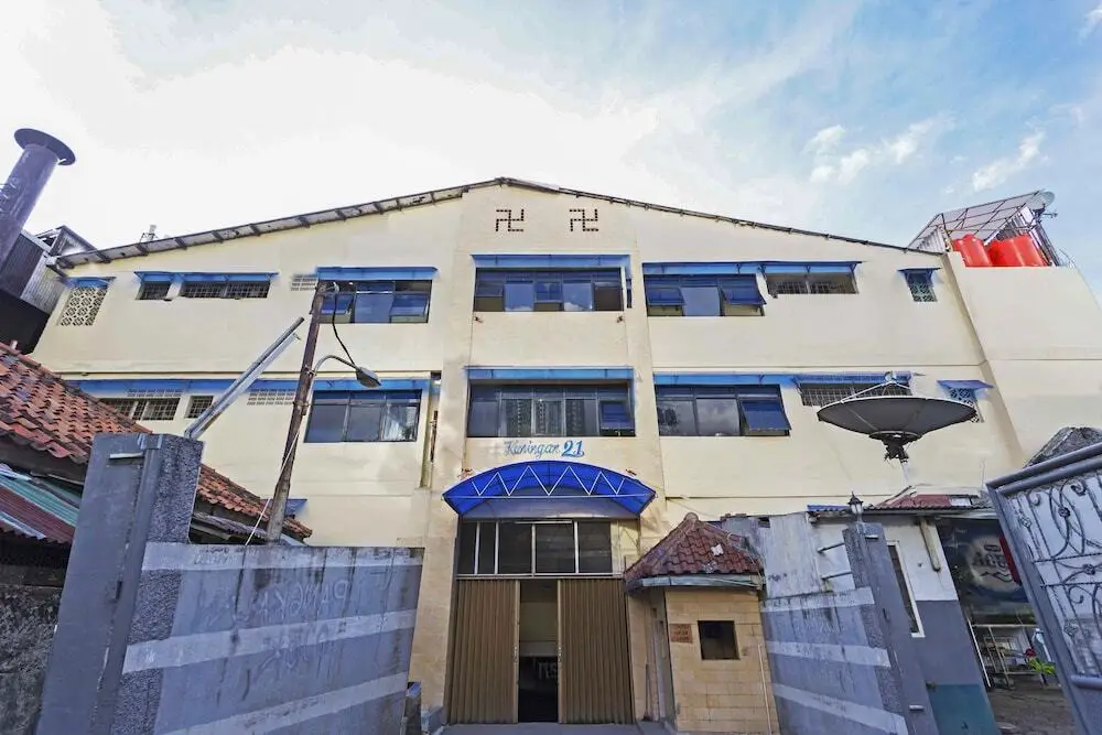 Джакарта: RedDoorz near Ciputra World Kuningan