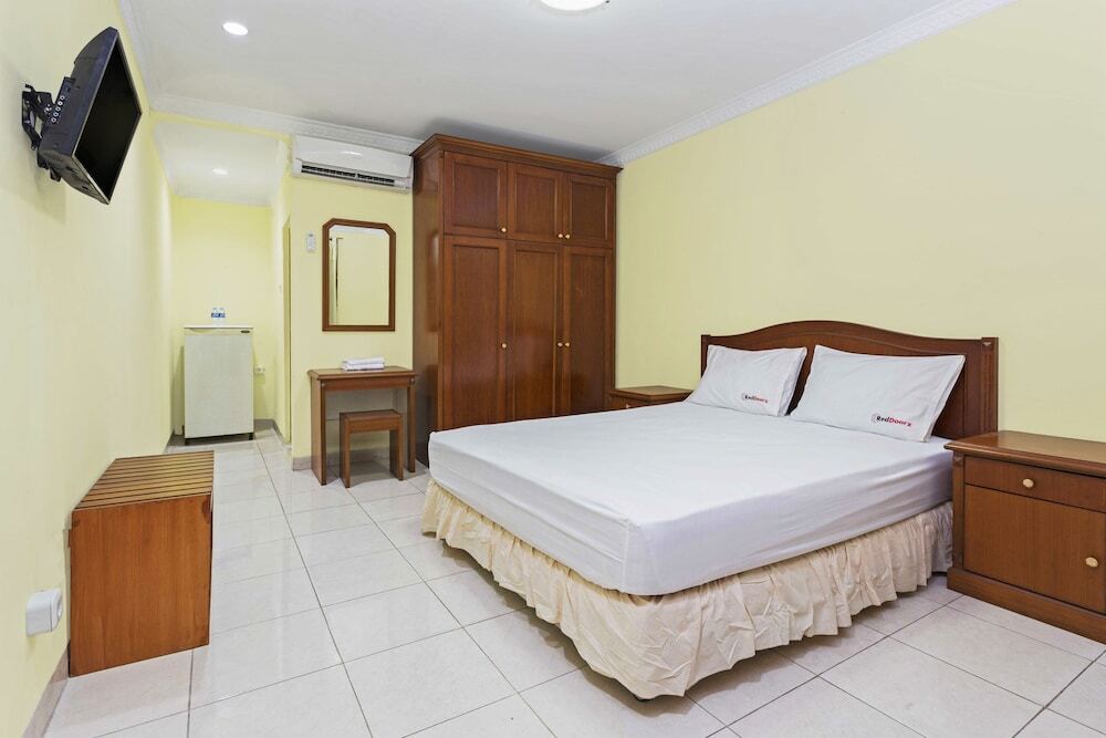 Джакарта: RedDoorz near Ciputra World Kuningan