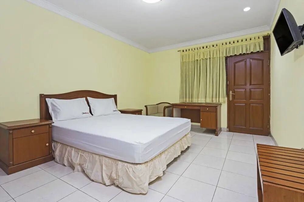 Джакарта: RedDoorz near Ciputra World Kuningan