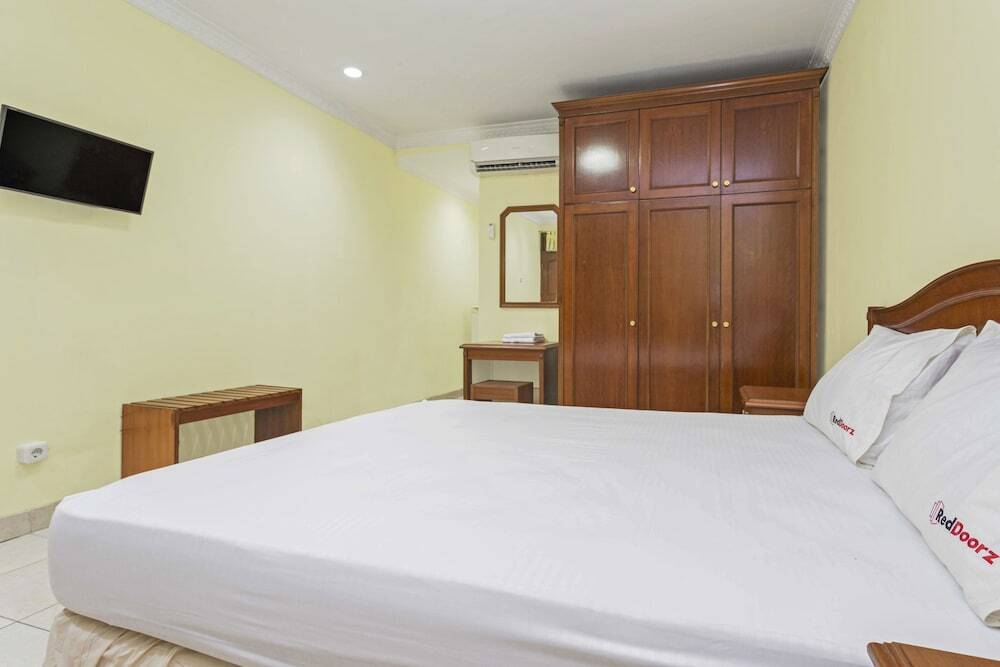 Джакарта: RedDoorz near Ciputra World Kuningan