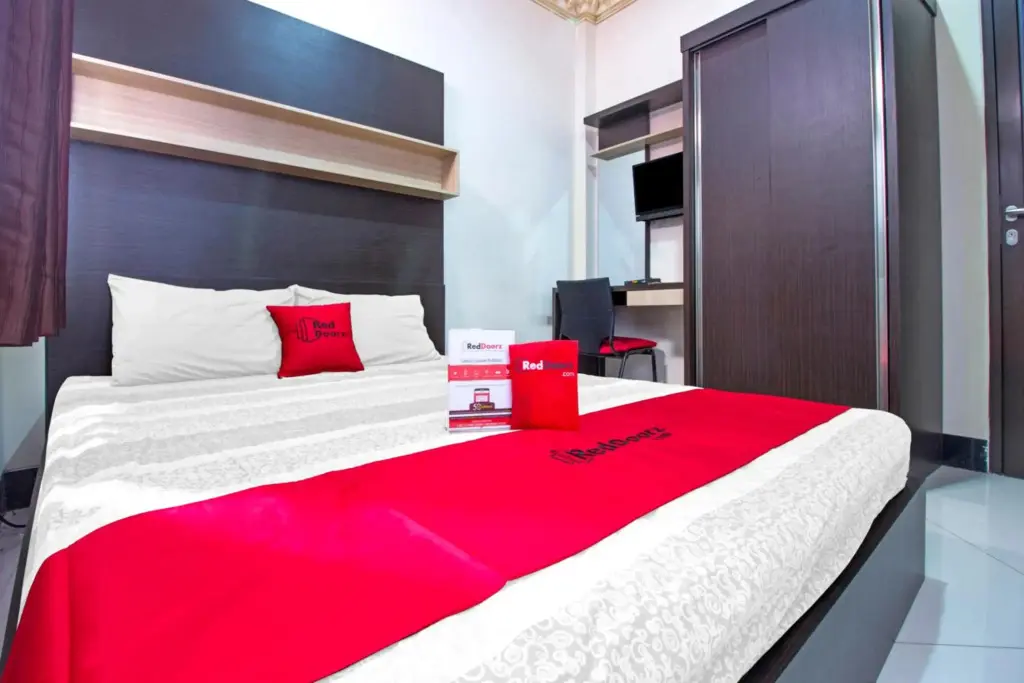Бандунг: RedDoorz Plus near Isola UPI