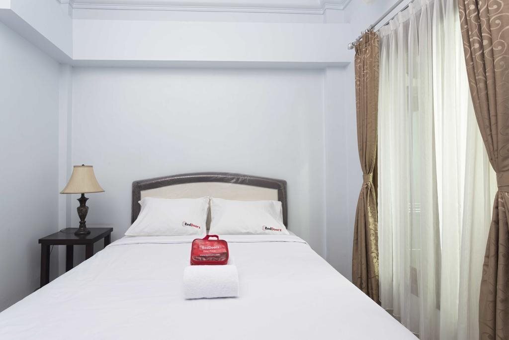 Депок: RedDoorz @ Tanah Baru Depok
