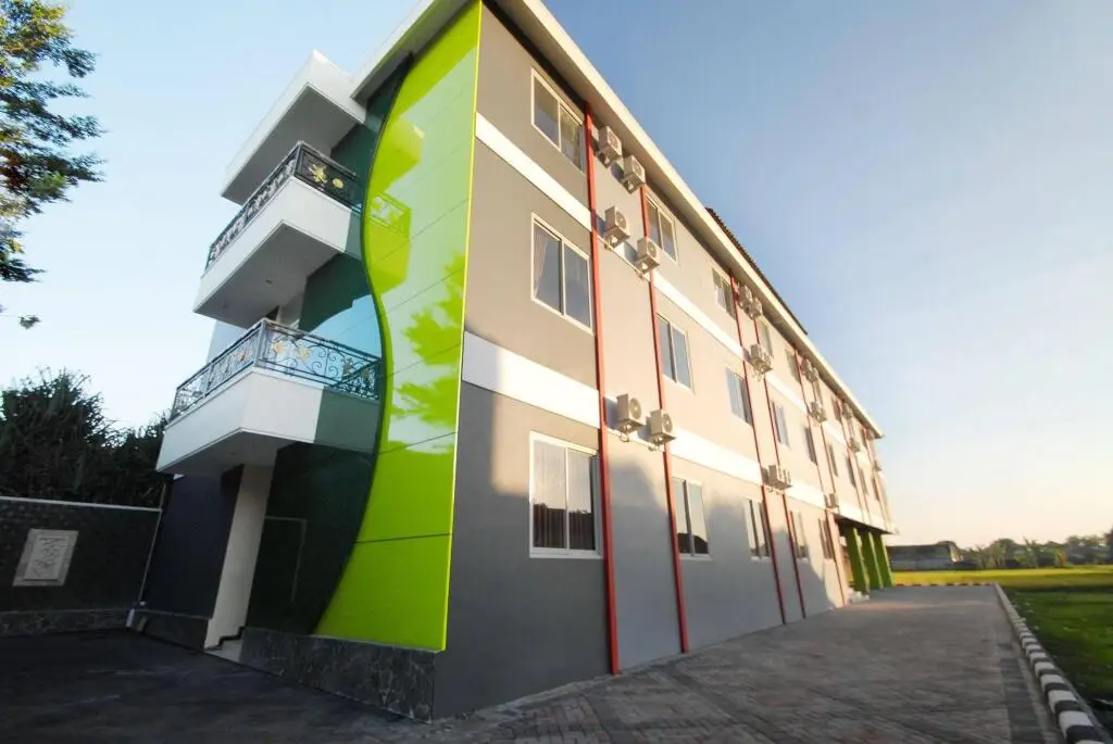 Суракарта: D'Madinah Residence Syariah Hotel Solo