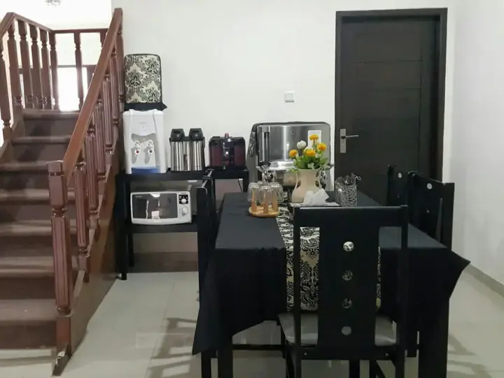 Бандунг: Manzila Guest House