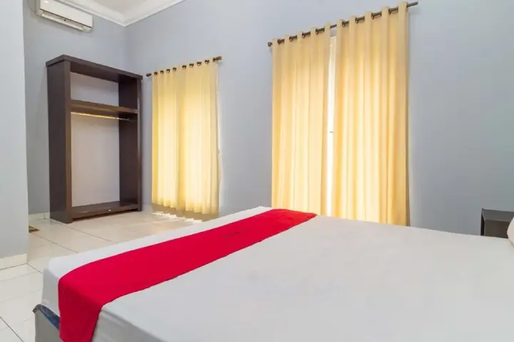 Богор: RedDoorz near Kebun Raya Bogor