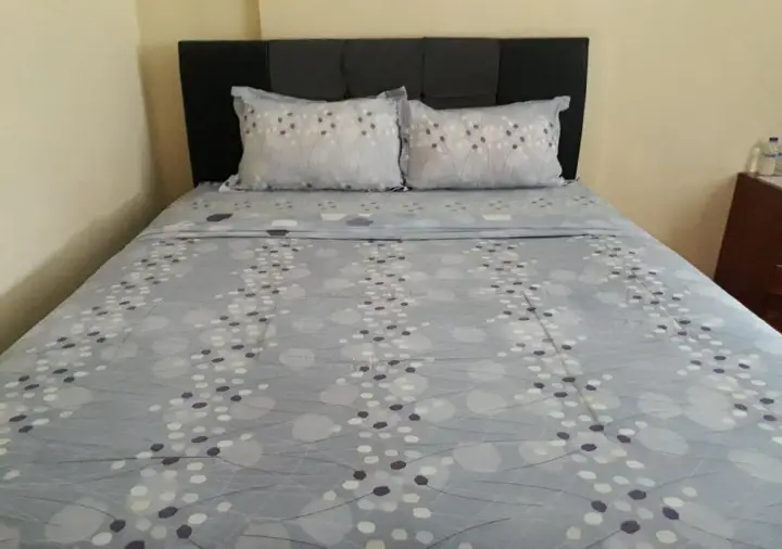 Маланг: Hasanah Guesthouse Sawojajar
