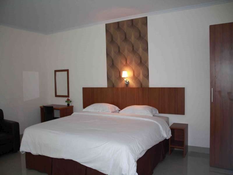 Макассар: Hotel Kenari Pantai