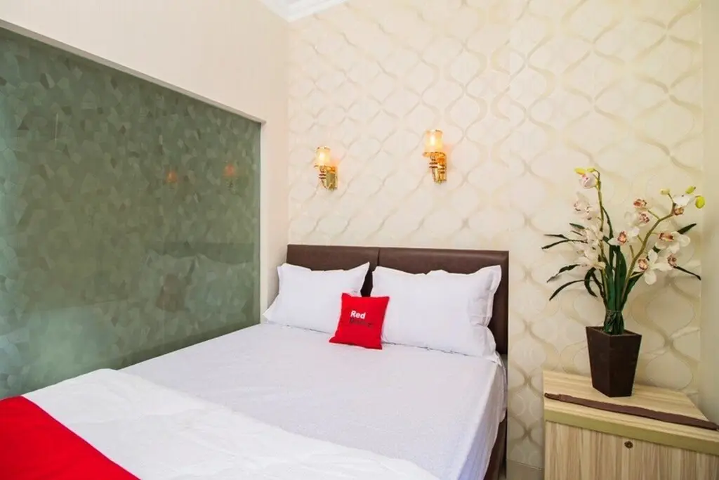 Джакарта: RedDoorz Plus @ Cideng Barat