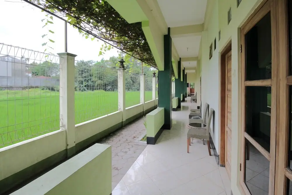 Депок: Airy Eco Bandara Adisutjipto Kenanga 3A Yogyakarta