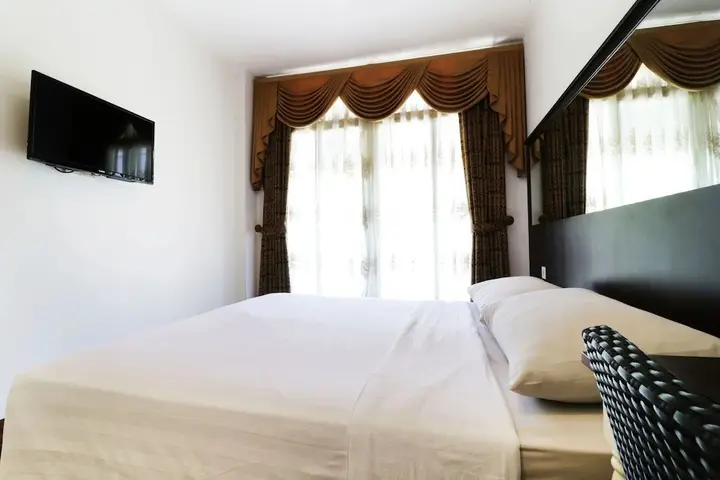 Бандунг: The Victoria Luxurious Guest House
