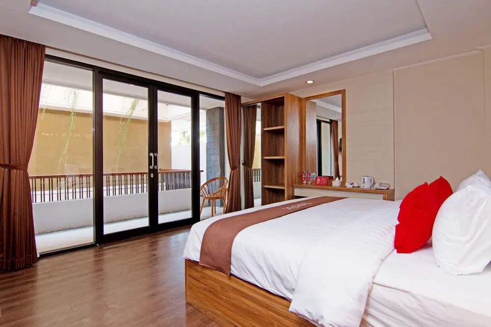 Кута: Zen Premium Dewi Saraswati Seminyak