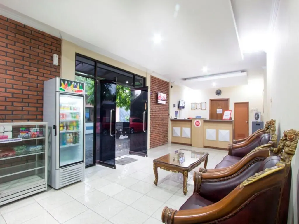 Джокьякарта: RedDoorz Plus near Stadion Mandala Krida