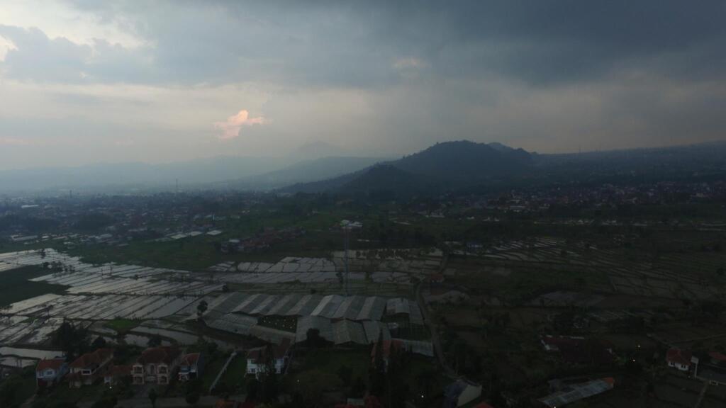 Чипанас: Puncak Resort Gede 17 By Aryaduta