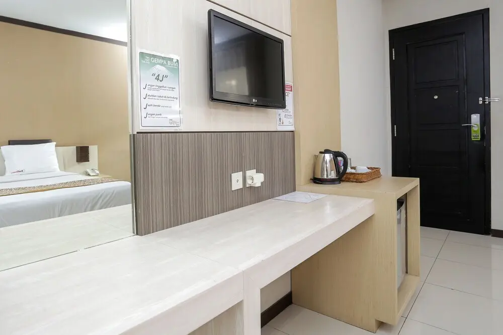 Лембанг: RedDoorz Plus near Farmhouse Lembang