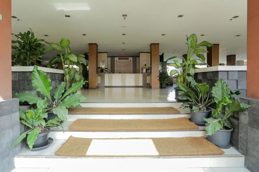 Лембанг: RedDoorz Plus near Farmhouse Lembang
