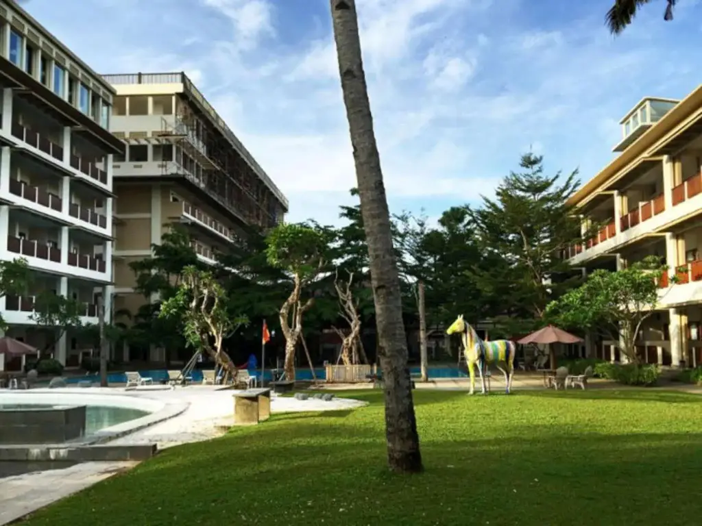 Пангандаран: Pantai Indah Resort Hotel Timur