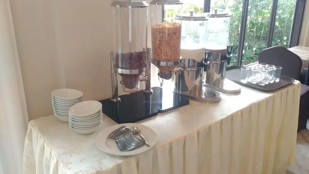 Джокьякарта: D'Senopati Malioboro Grand Hotel
