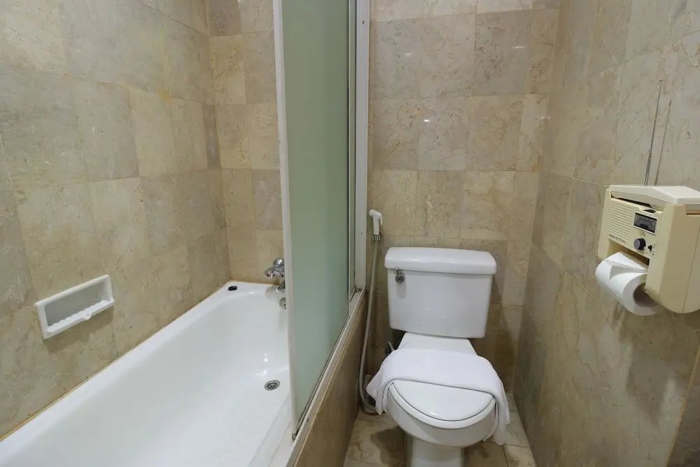 Джакарта: 雅加达艾里蒙腾卡梅拉1号(Airy Menteng Cemara 1 Jakarta)