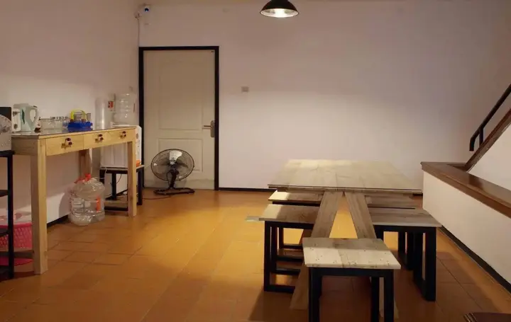 Сурабая: The Hostel - Adults Only