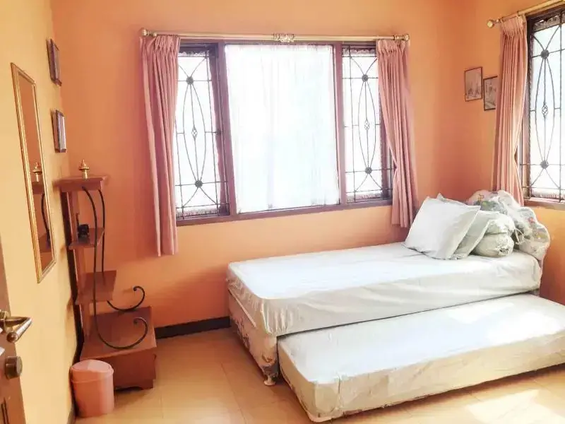Бандунг: Cempaka Guest House