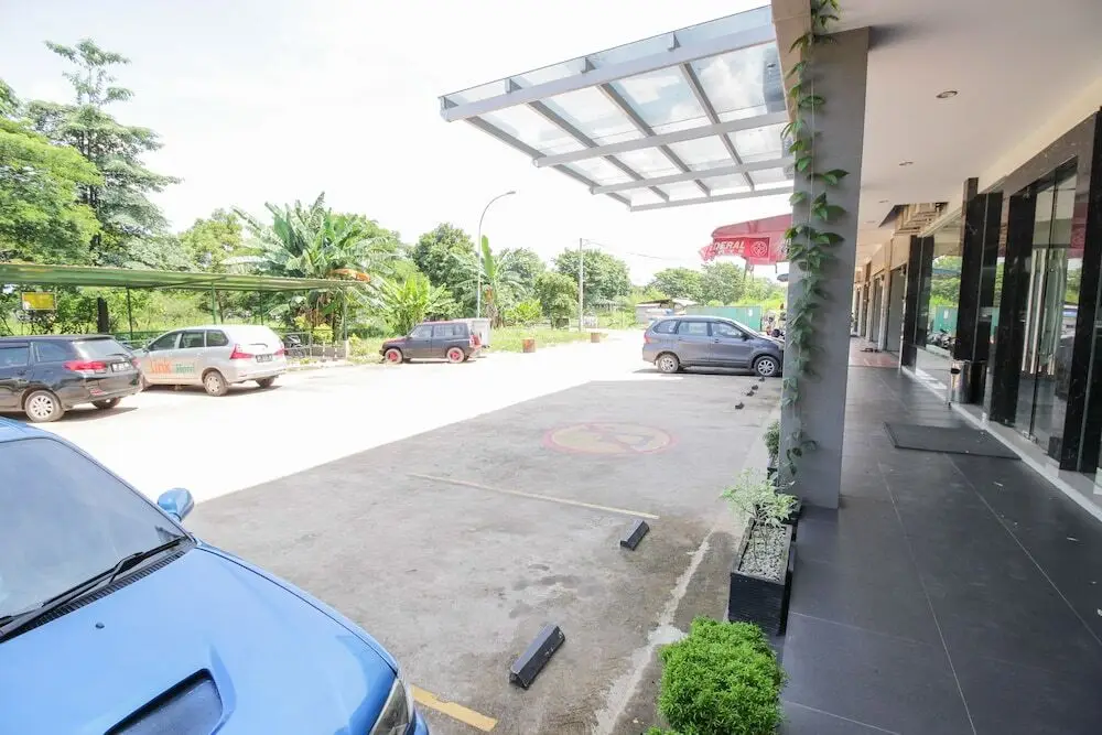 Батам: Airy Pandawa Pertokoan Limanda Blok D 6 Batam