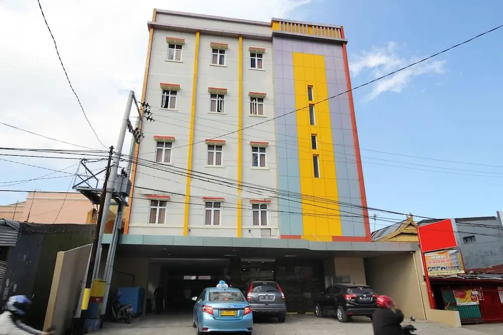 Макассар: Airy Tamalate Andi Tonro 63 Makassar